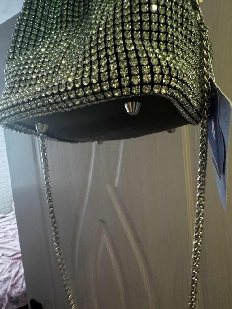 Чанта coccinel и persevtive