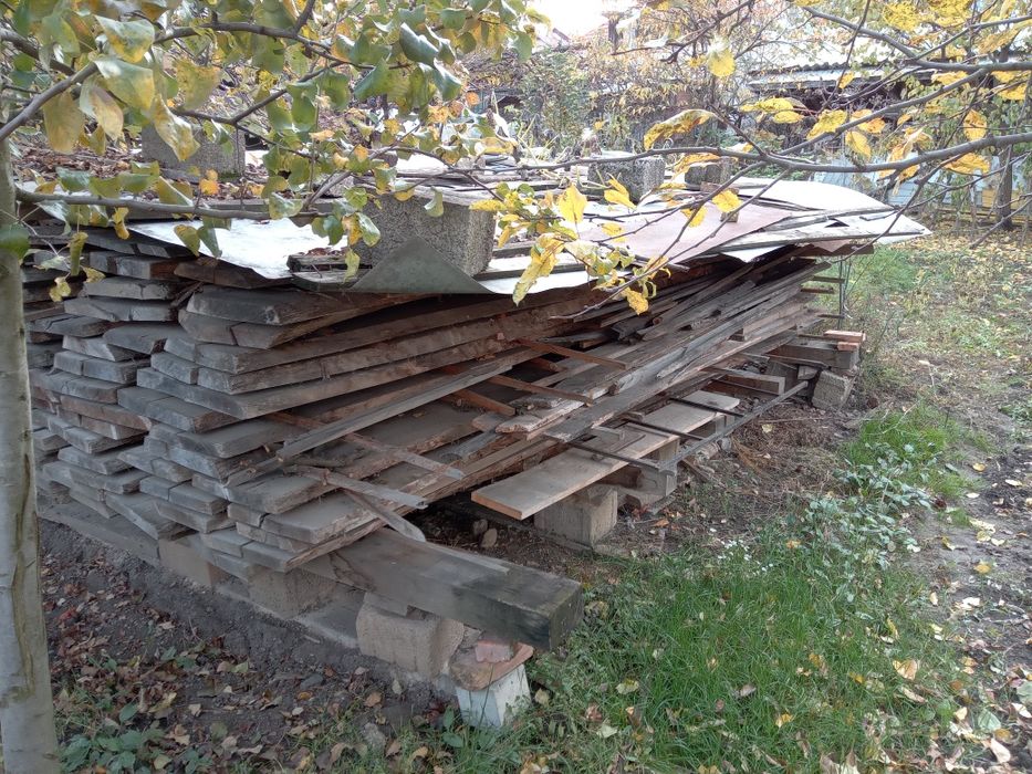 Vând cherestea de stejar uscată natural