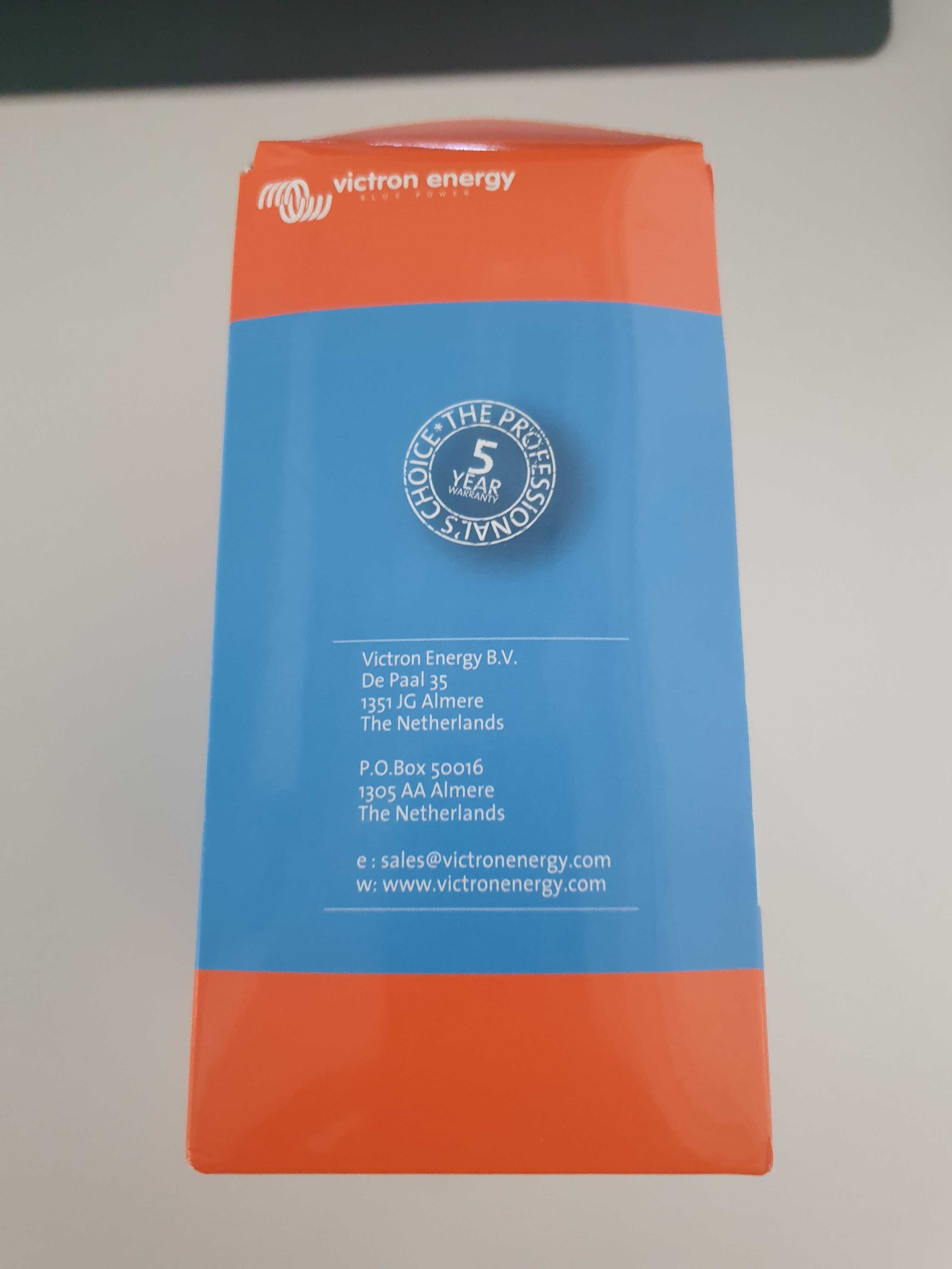 Victron blue/smart solar MPPT 100/20  12/24/48V