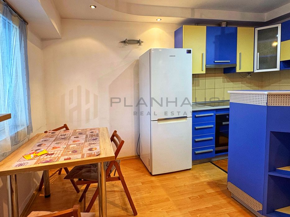 Inchiriere - apartament 2 camere, etaj 2