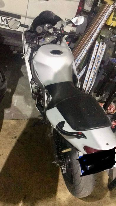 Kawasaki ninja zx6r