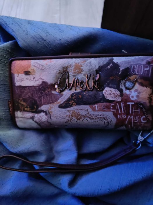 Дамско портмоне anekke