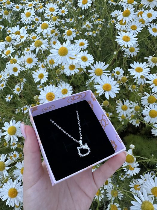 Подвеска HELLO KITTY в подарочной упаковке