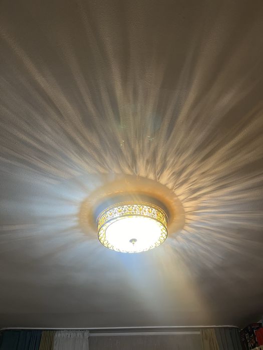 Люстра и кронштейн Срочно!