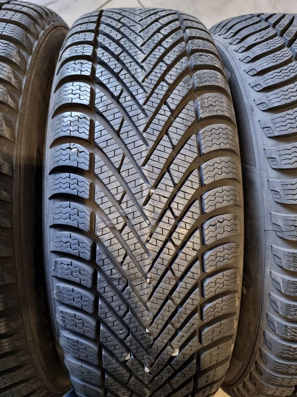 215/60/17 PIRELLI 4бр