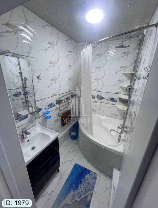 7 mikrda 3 xona tayyor kvartira sotiladi №1979