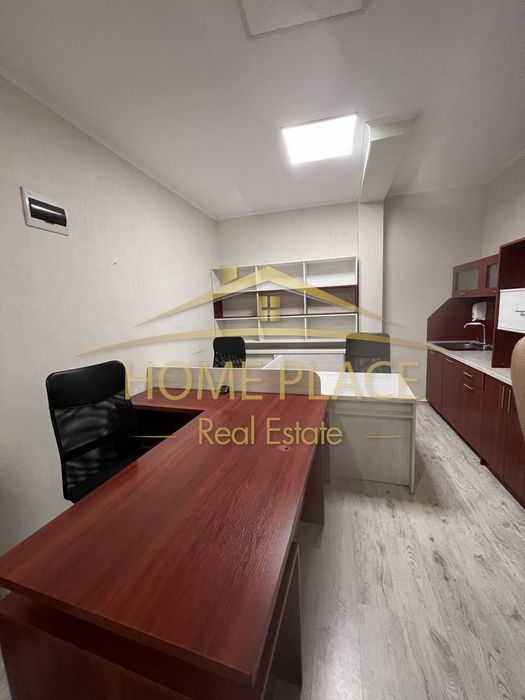 Дава се под наем Офис в Варна, Базар Левски - 55 кв.м за 612 € - Снимка #3