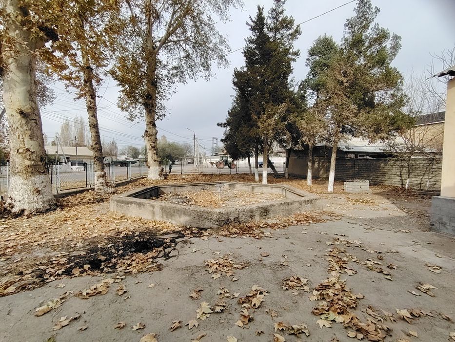 Yer sotiladi Magazin va choyxona tayyor biznes