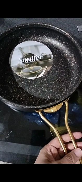 Сковородка чорный