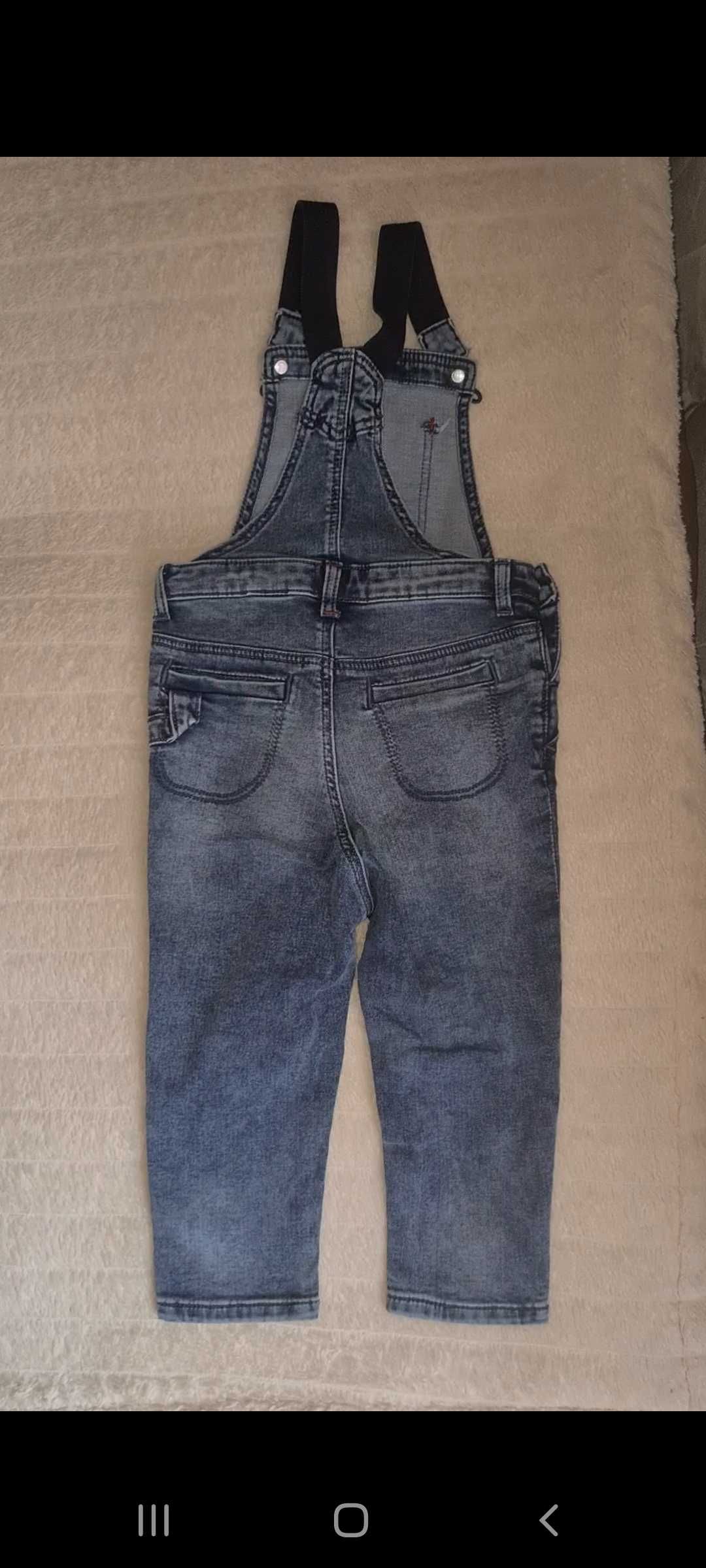 Salopeta jeans albastra fata H&M grosuta cu buzunare spate 1/2 ani nou