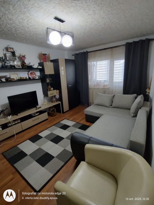 Apartament cu doua camere  zona foarte bună