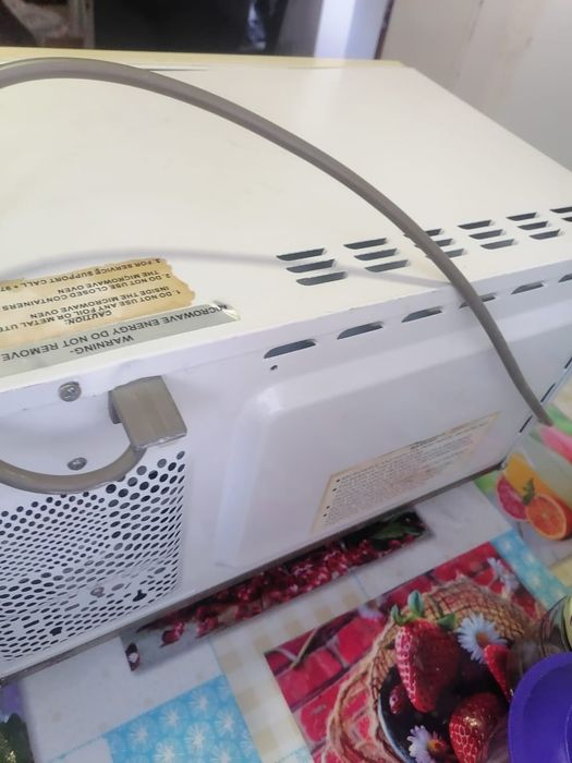 Микроволновка для кухни