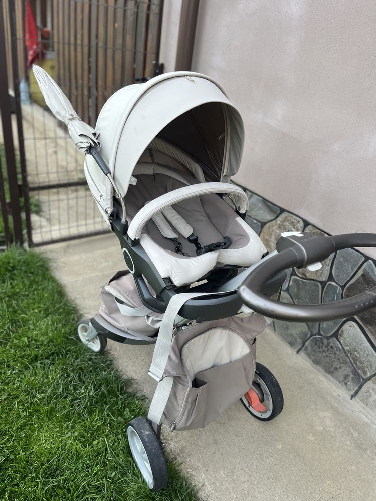 Stokke Explory v4 stroller beige