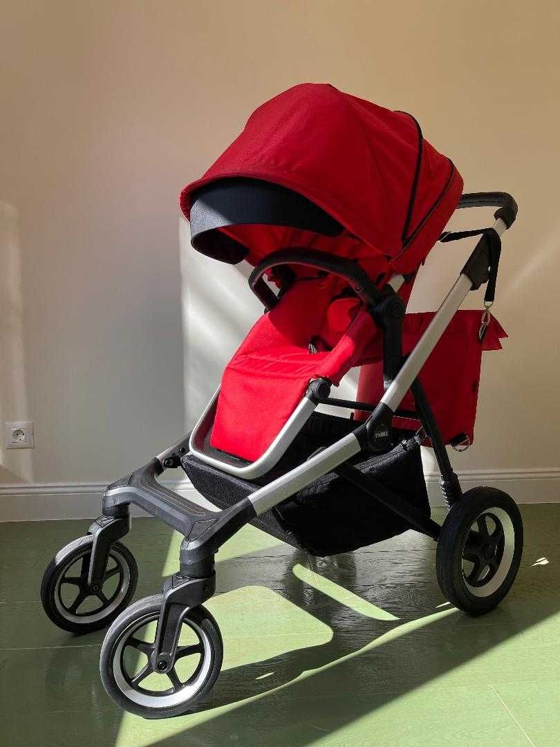 Carucior bebe/copil Thule Sleek Red