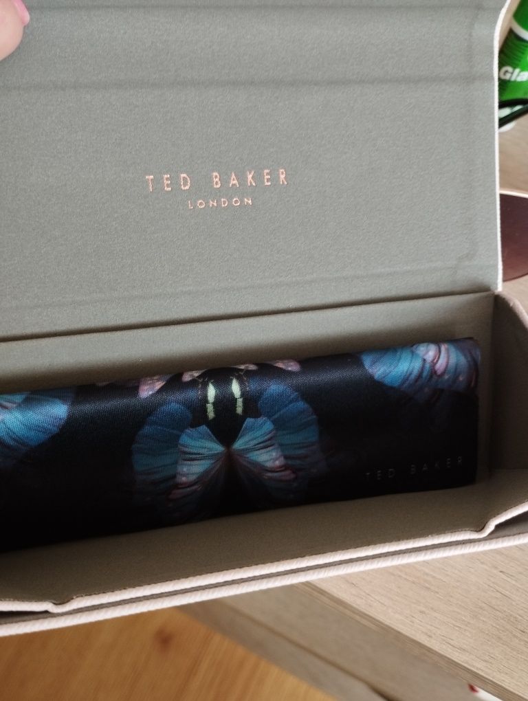 Нови слънчеви очила Ted Baker дамски