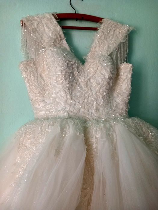 Красива булченска рокля