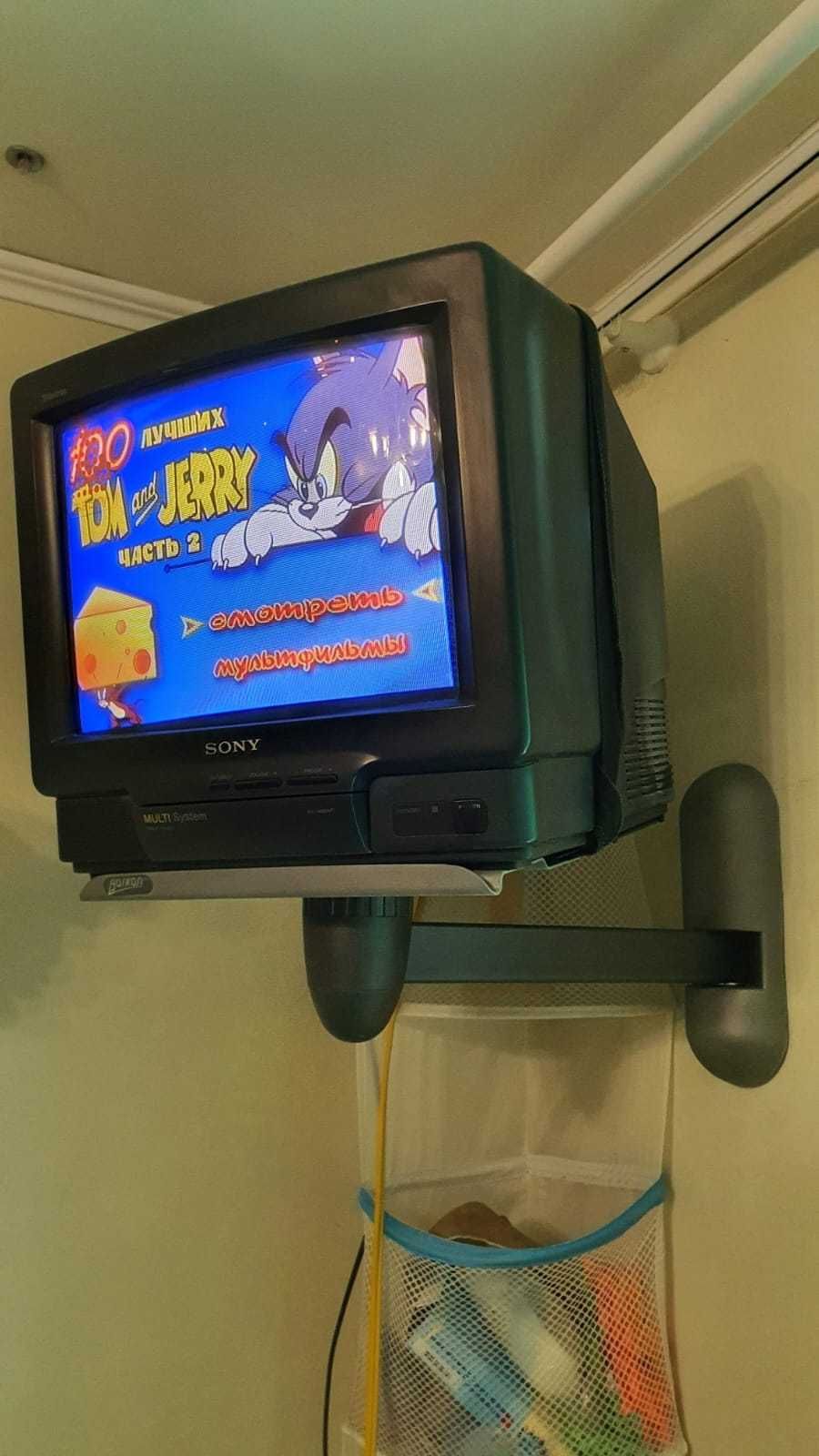 SONY   Тринитрон.   Подставка  в подарок !