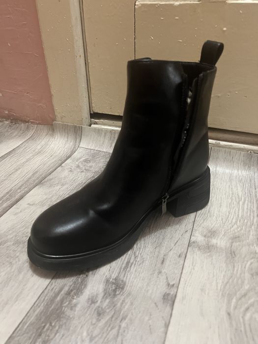 Продаются сапоги