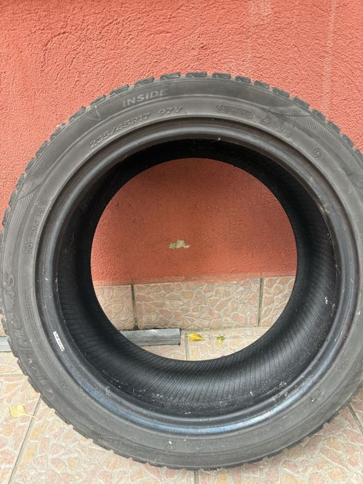Anvelope hankook all season 235/45/17