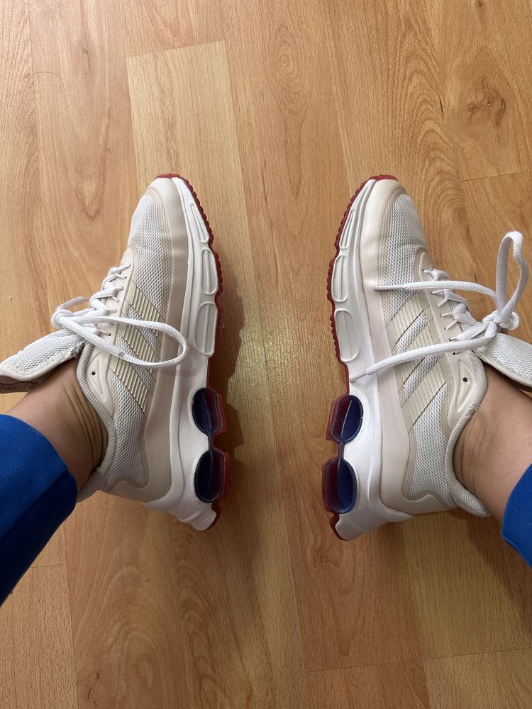 Adidas маратонки