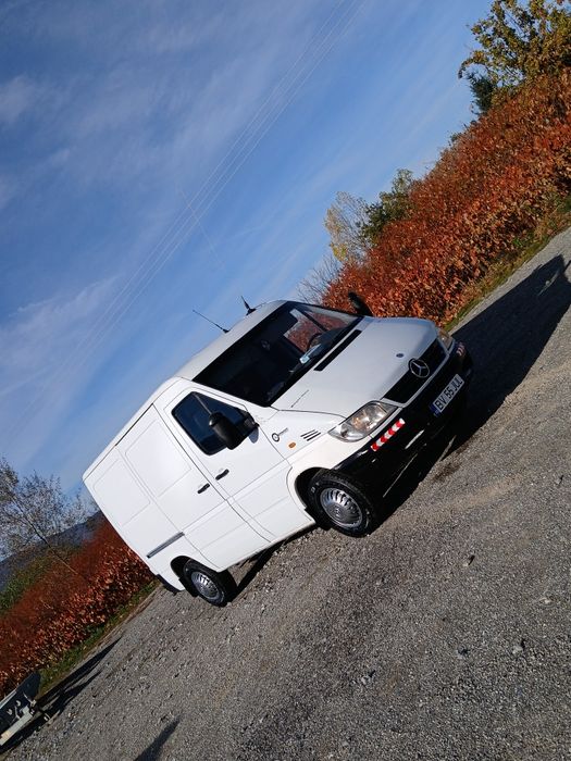 Vând Mercedes sprinter
