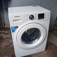 Продаётся стиральная машинка Самсунг 8 кг