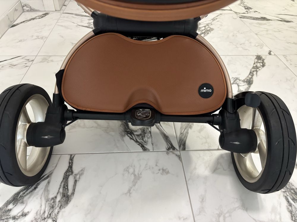 Количка mima xari camel