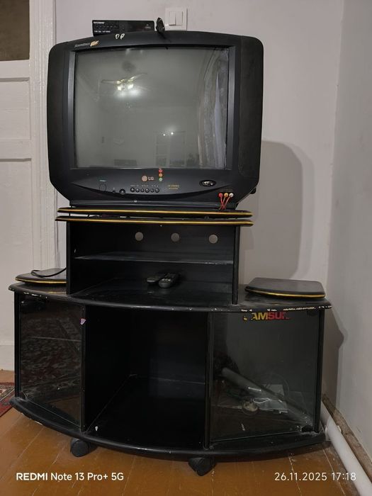 Под телевизор шкафчик