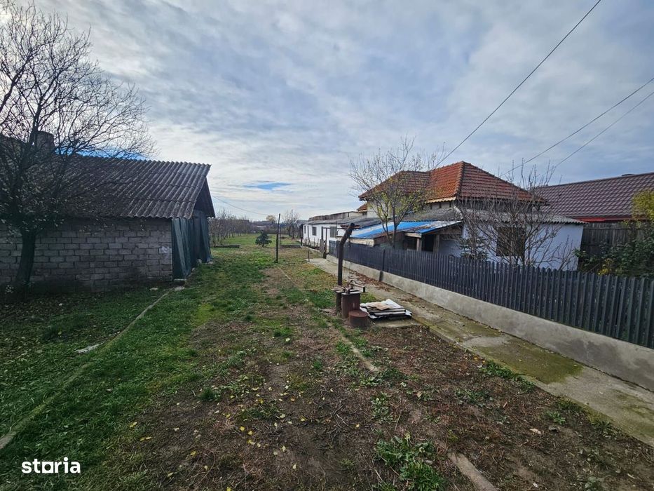 Casa si teren 3500 mp, Stefanesti - Golesti
