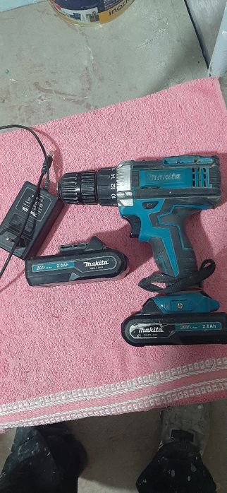 Шуруповёрт макита 26в.