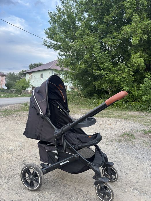 Продаю коляску Teknum