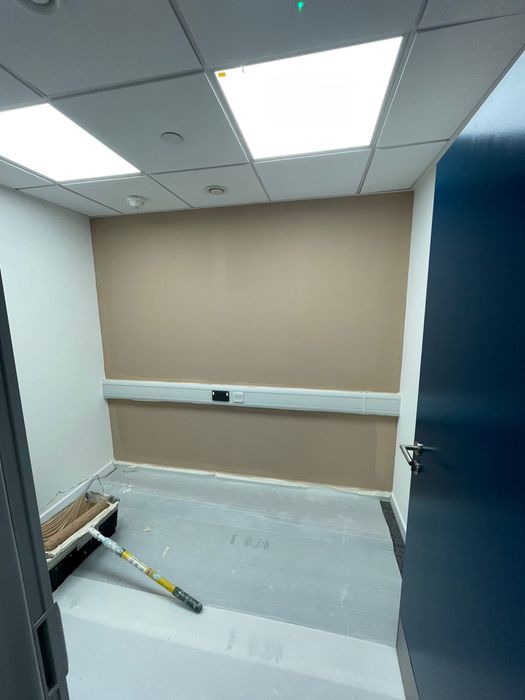 Zugrav! Ofer servicii profesionale