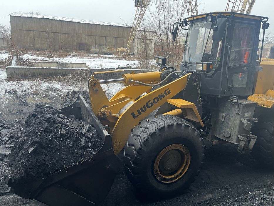 Услуги спецтехники Погрузчик