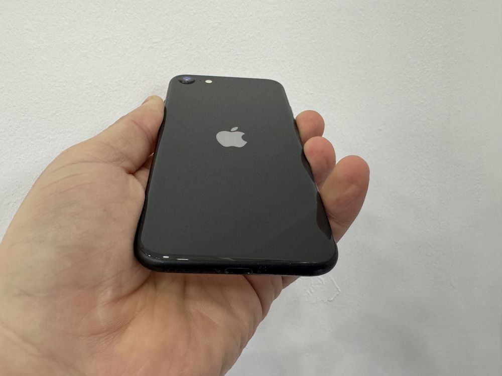 Iphone SE2, 64 gb, Black