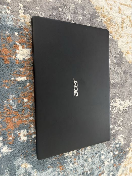 Продам ноутбук Acer Celeron N4020 DDR4-4gb SSD-256gb IntelHD