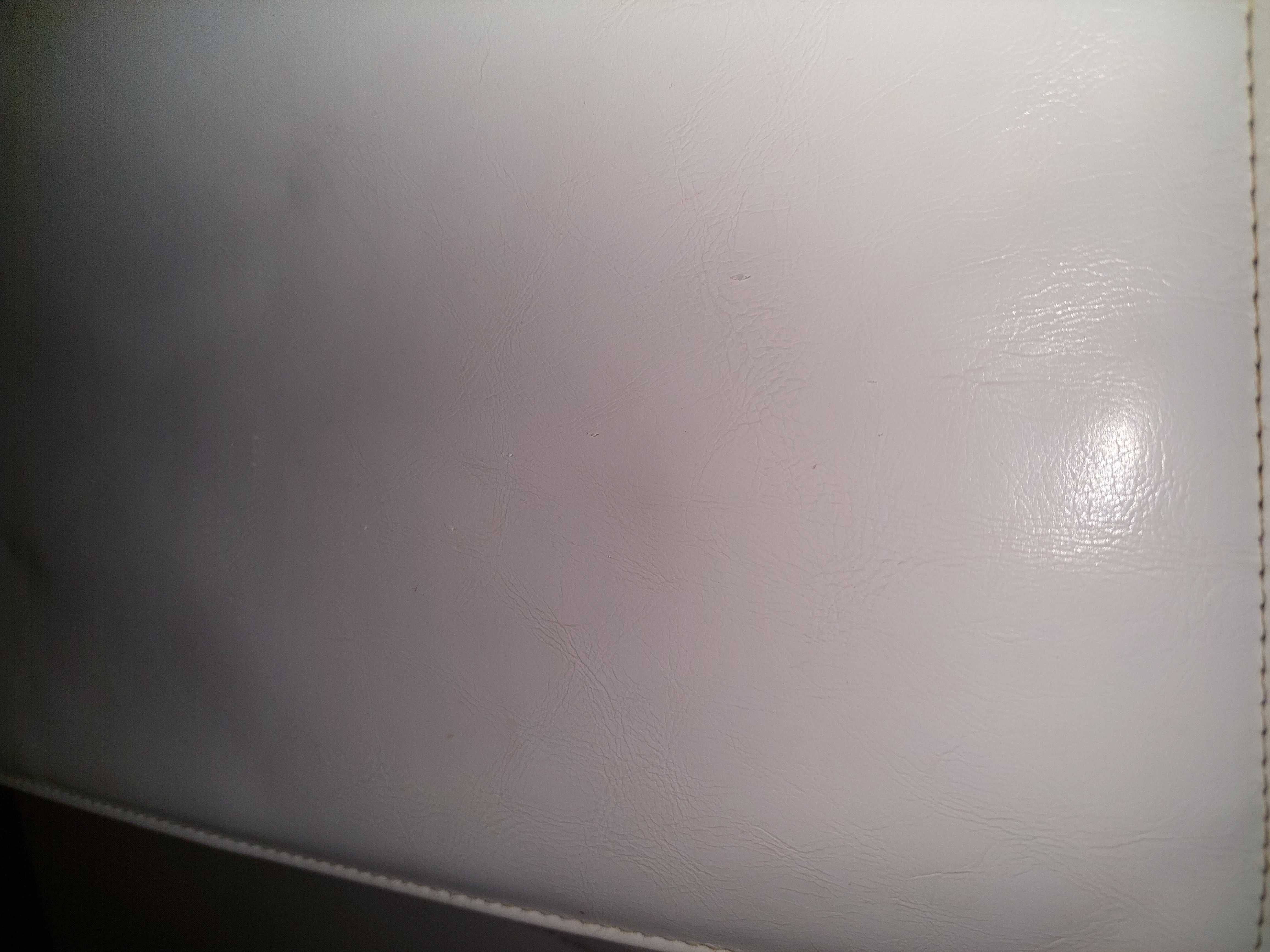 Geanta NOUA alba piele de mana sau laptop TRANSPORT GRATUIT