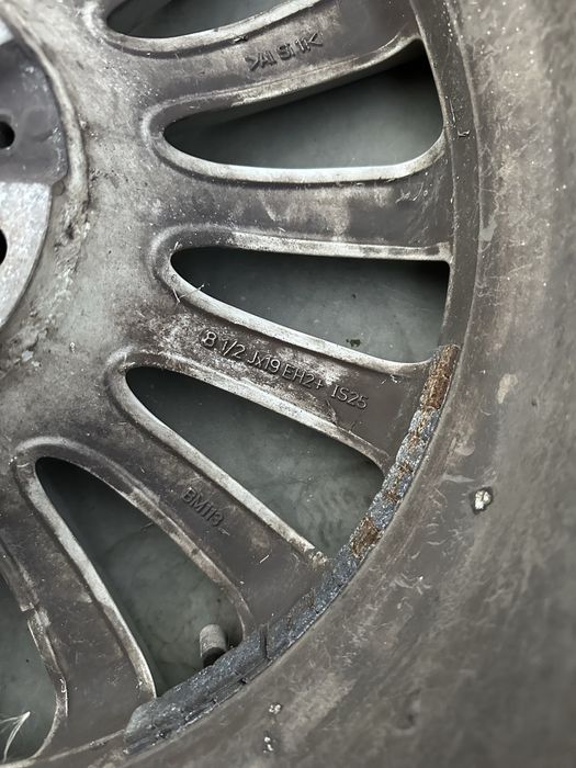 Janta BMW style  235 R19 + cauciuc in stare perfecta OEM / F01 F10 f13