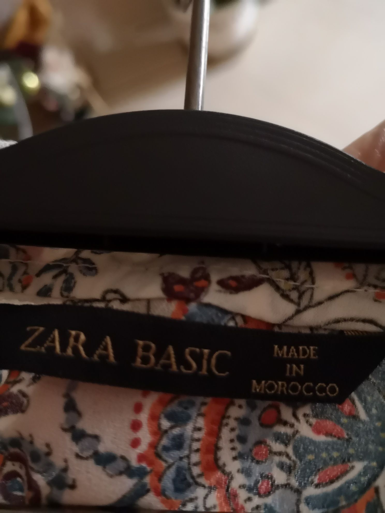 Страхотна Риза на Zara
