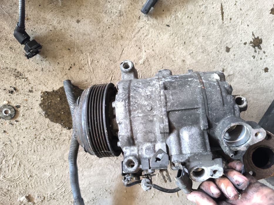 Компресор климатик Бмв е60 е61 520д 177кс n47 bmw e60 e61