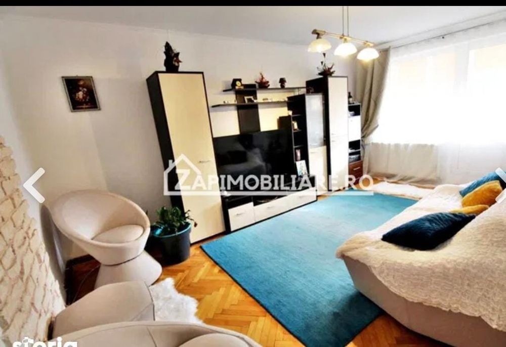 Inchiriez apartament cu 3 camere