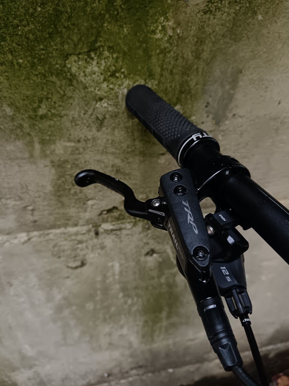 Vând bicicleta full suspension, Specialized, sram NX, RockShox