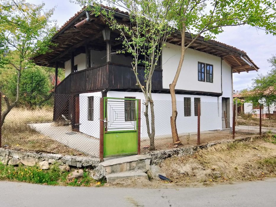 Къща в еленският балкан