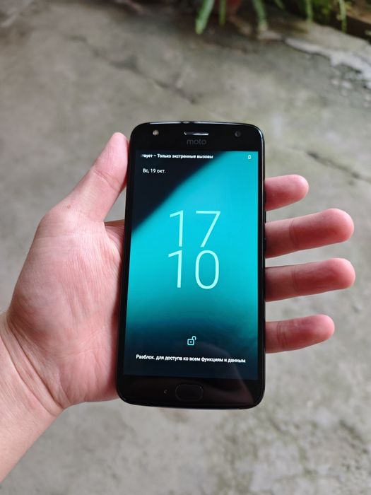 Motorola moto x4 va mi watch 3s