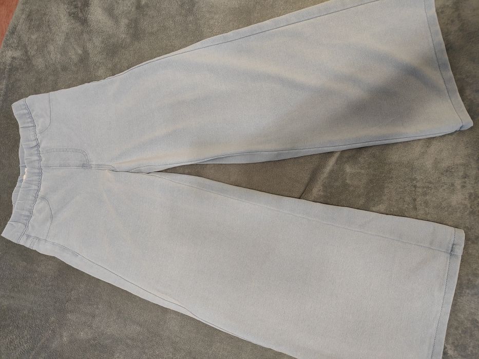 2 Blugi evazați măr. 140