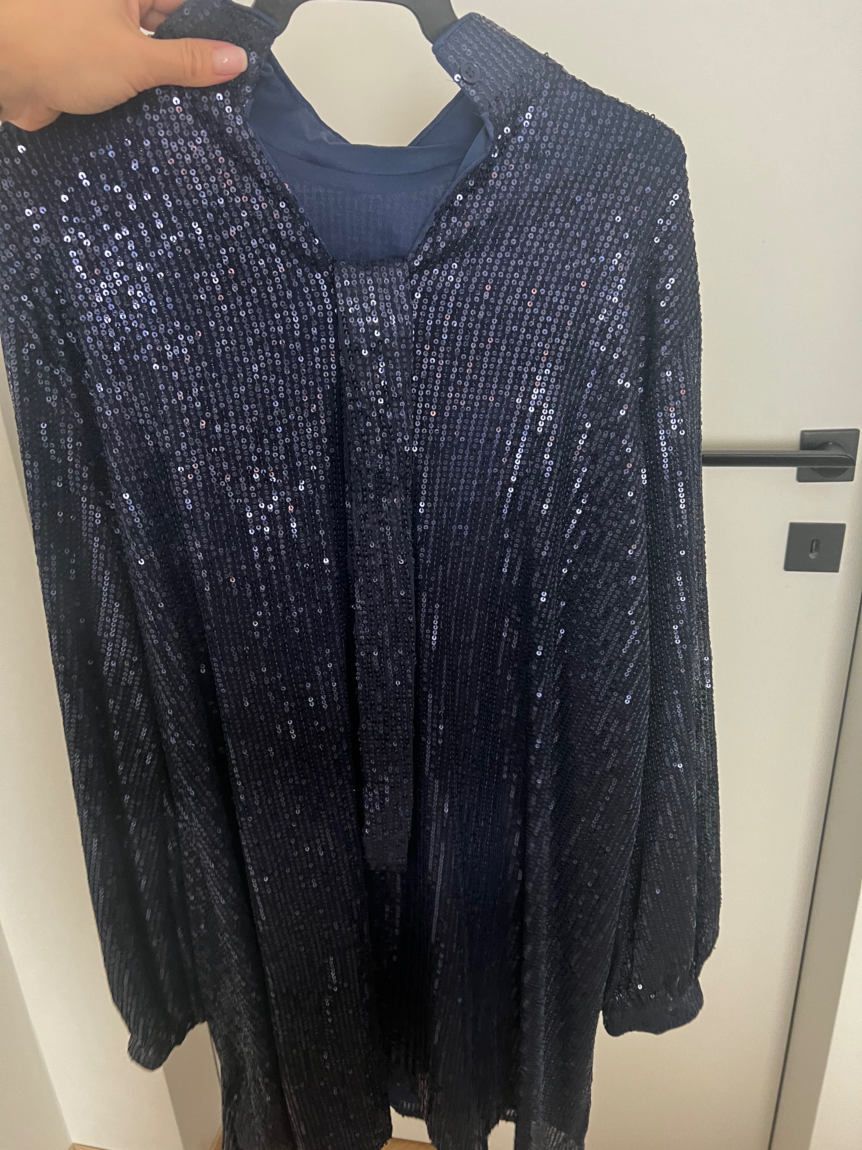 Missguided рокля с пайети