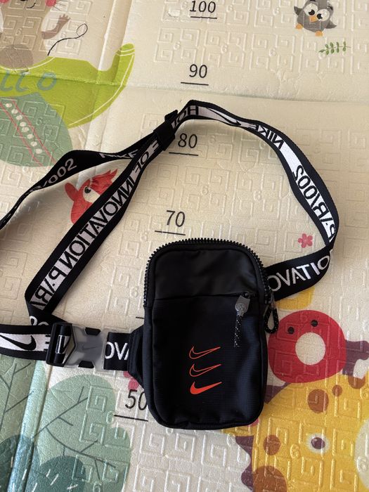 Nike crossbody bag