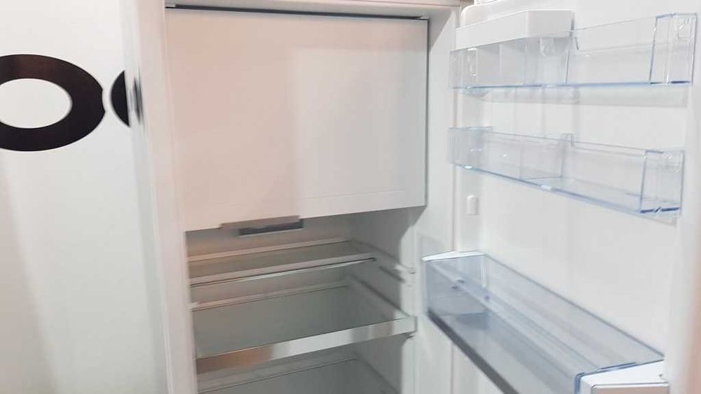 Хладилник за вграждане Bosch KIL82ADE0 Serie 6 код 2798