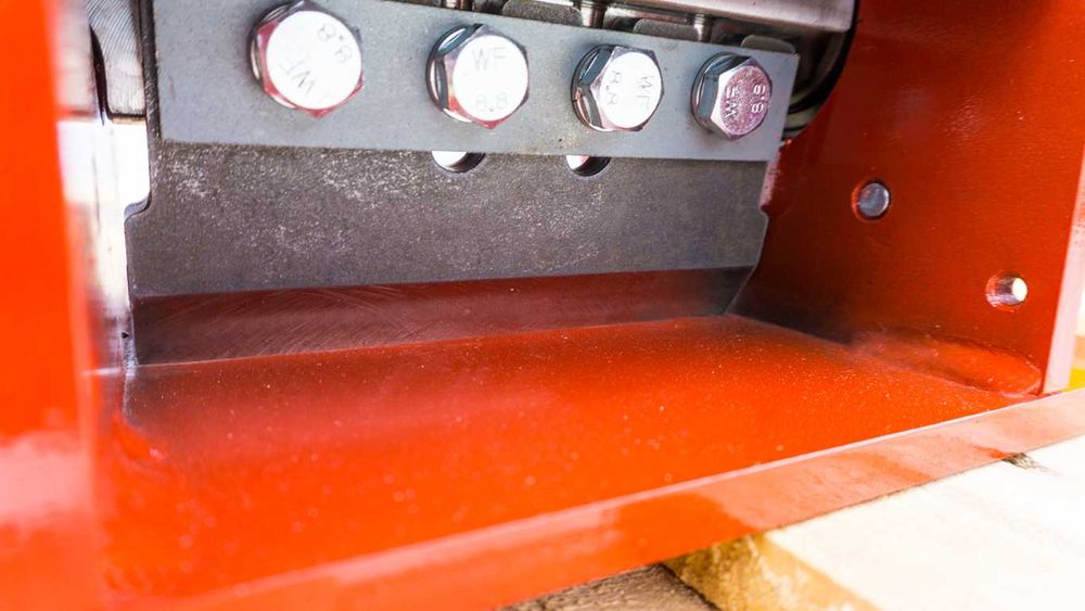 Sistem de taiere construire tocator crengi