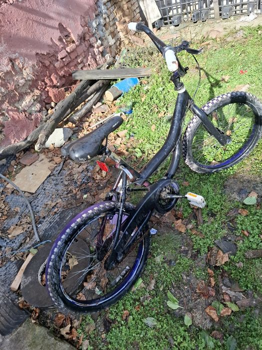 Bicicleta în stare foarte bună, folosita putin timp