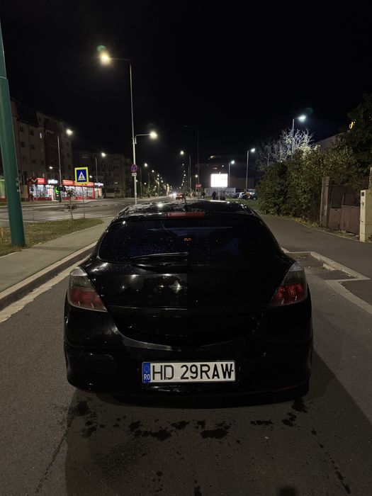 Opel astra H GTC